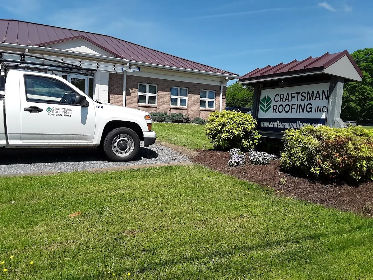 Quality Gutter & Downspout Repair by experienced craftsmen in Edgewater Gardens